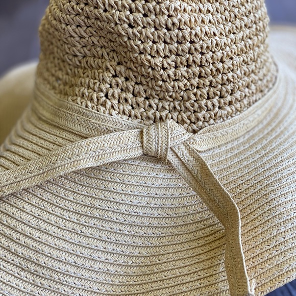 Vintage Straw Hat - Picture 2 of 3